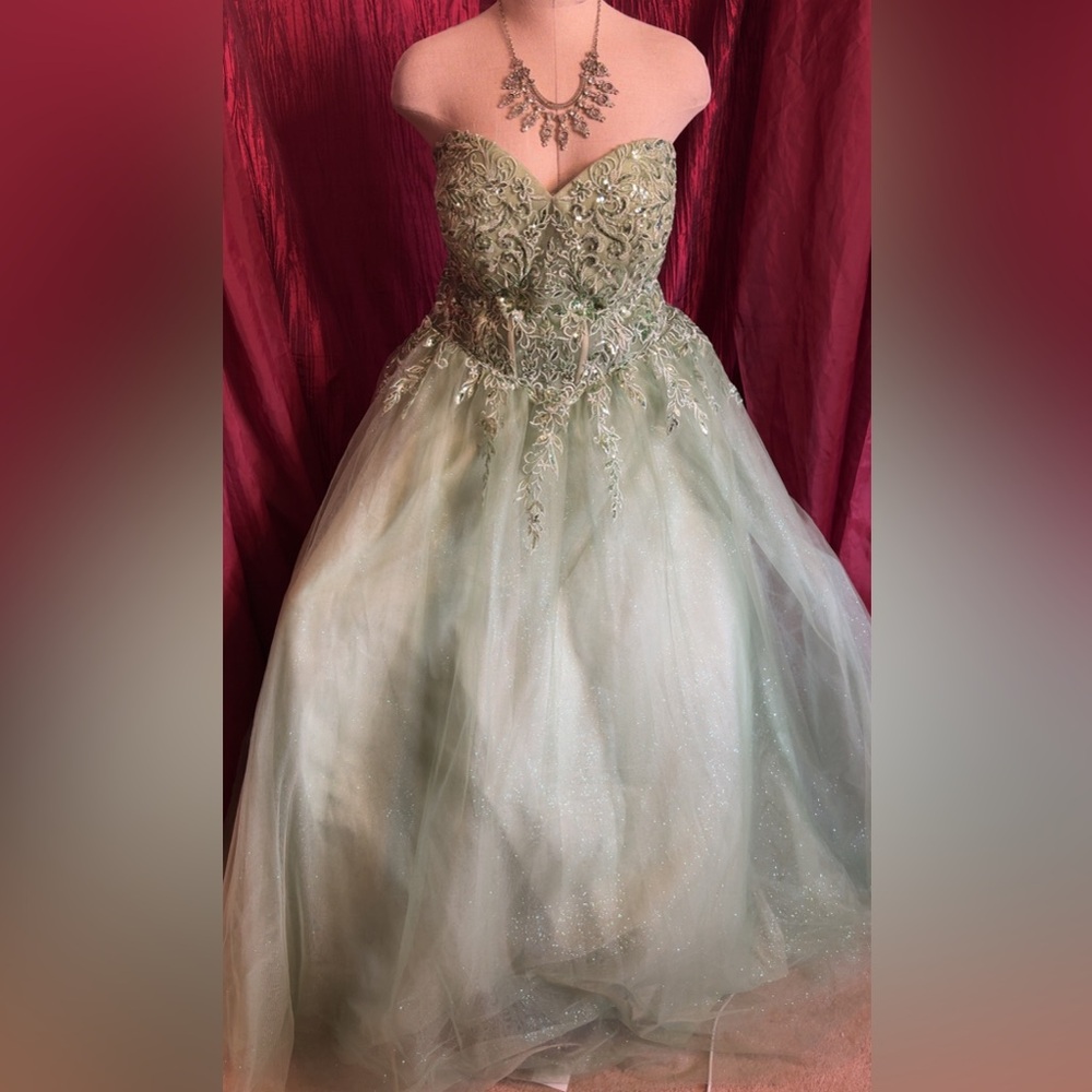 Elegant Mint Green Prom Dress